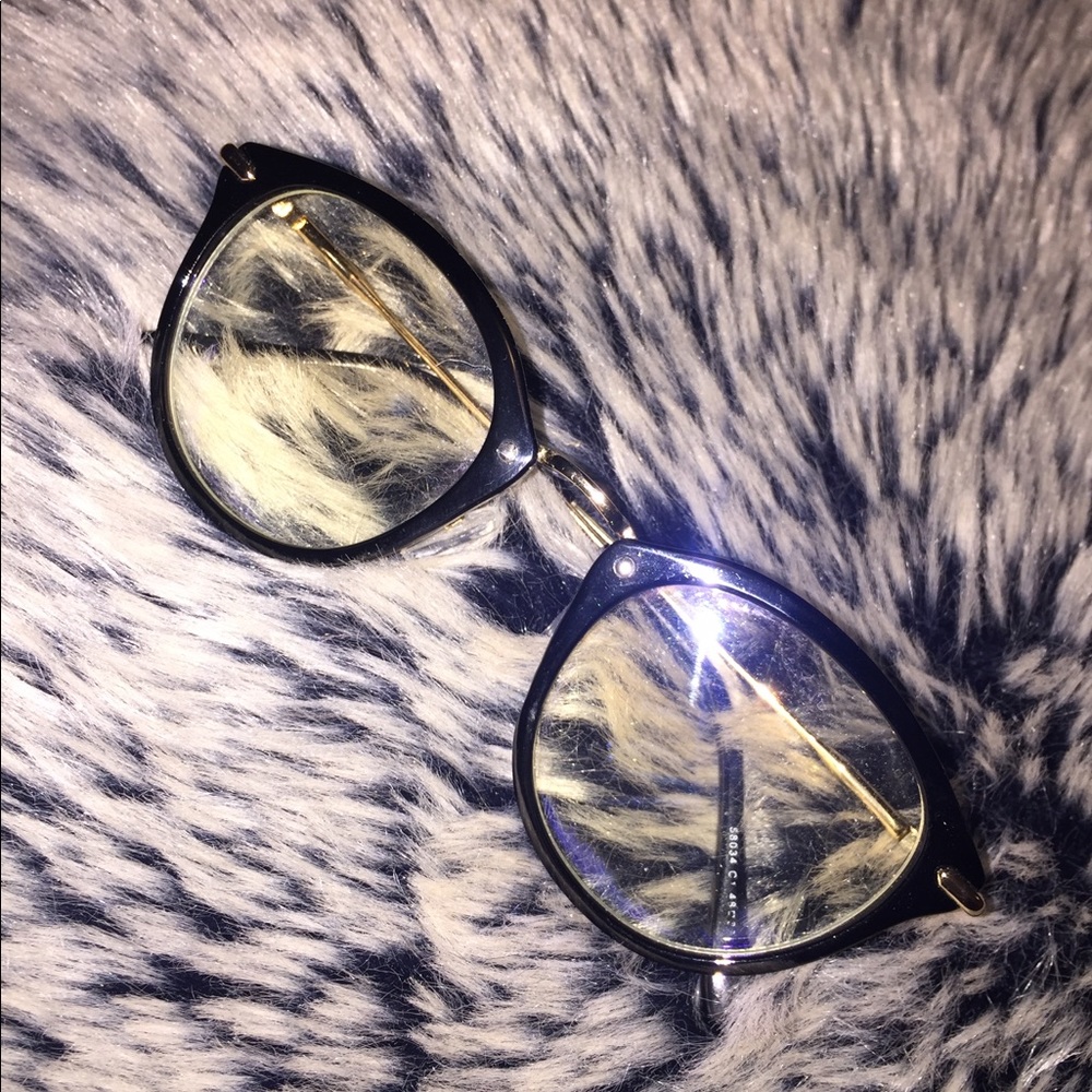 Blue light blocking glasses *NO magnification*